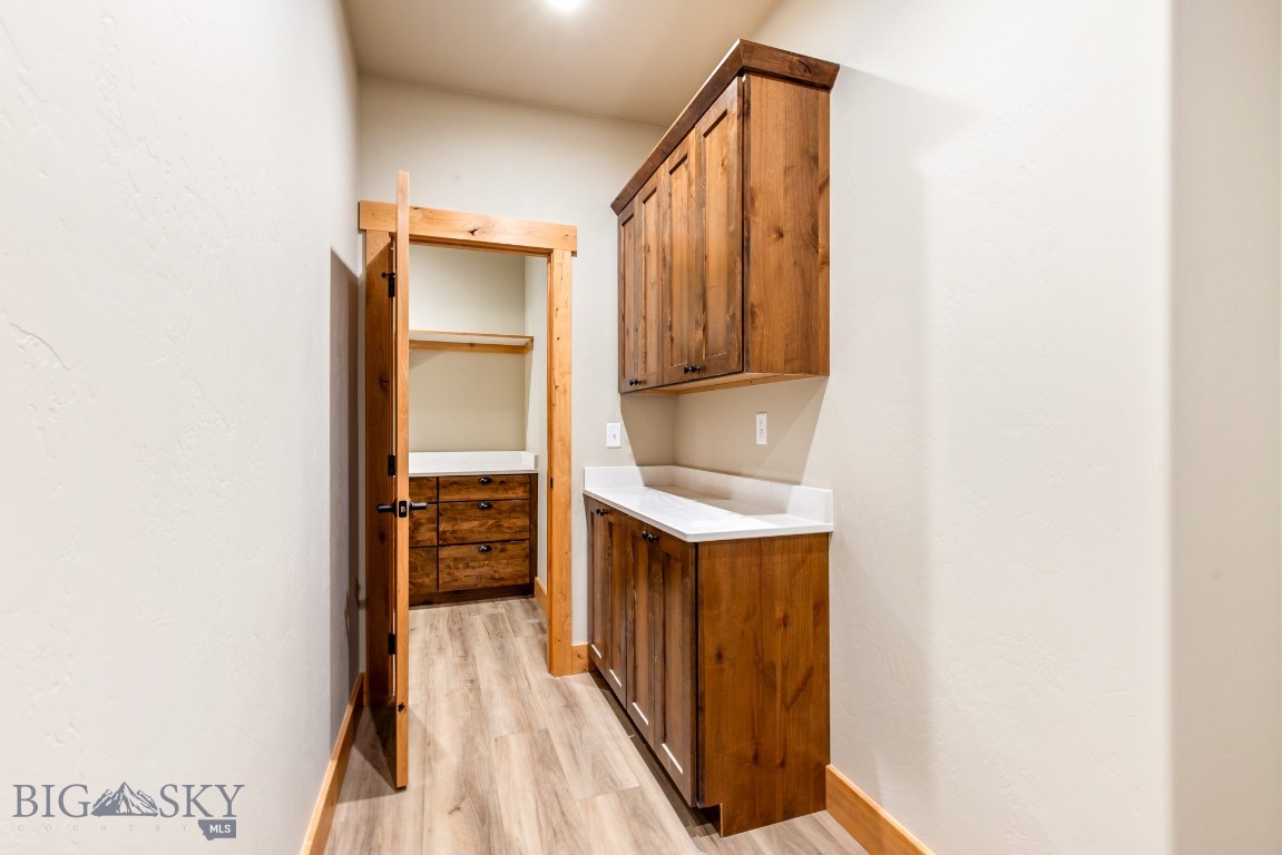 Pivot Point - Residential