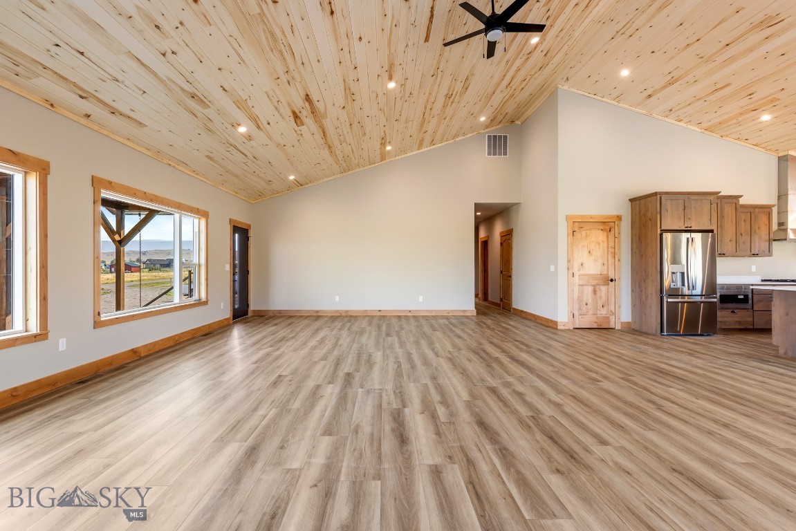 Pivot Point - Residential