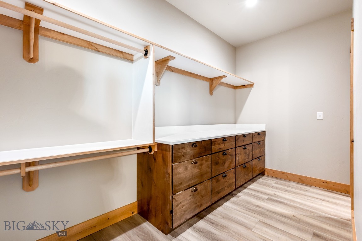 Pivot Point - Residential