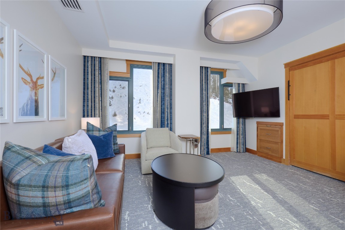 Summit Hotel Condo - Residential