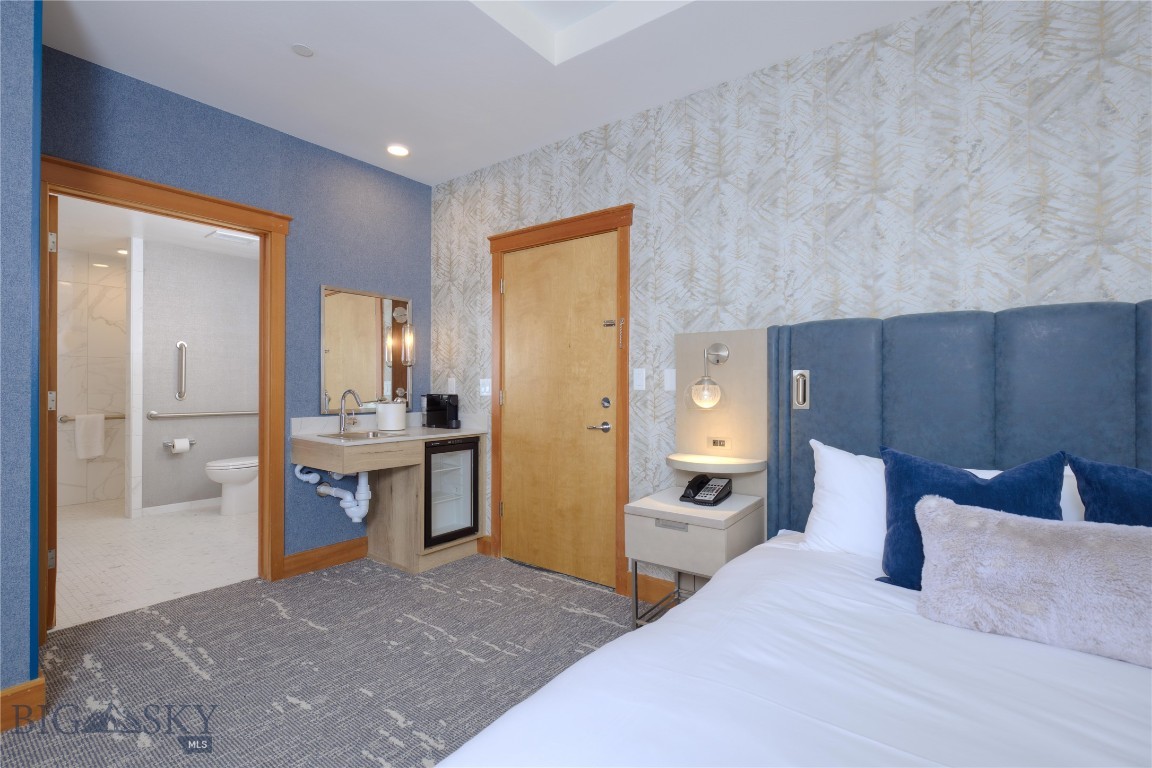 Summit Hotel Condo - Residential