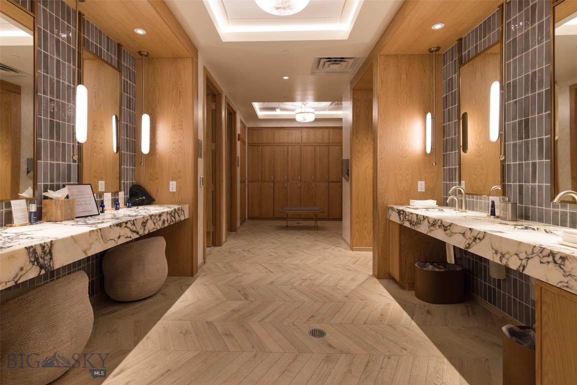 Summit Hotel Condo - Residential