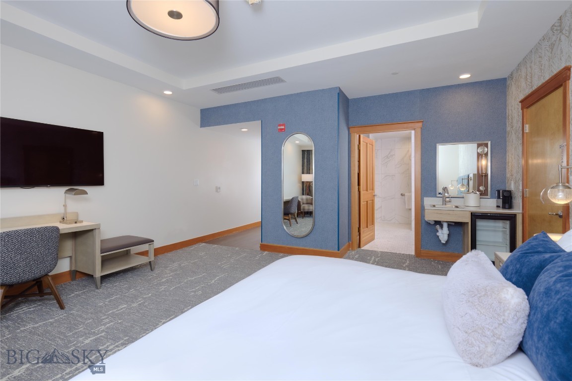 Summit Hotel Condo - Residential