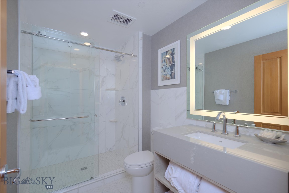 Summit Hotel Condo - Residential