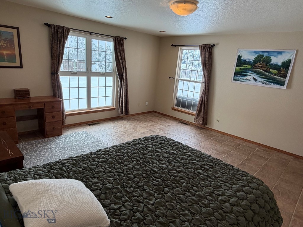 Middle Creek Meadows - Residential