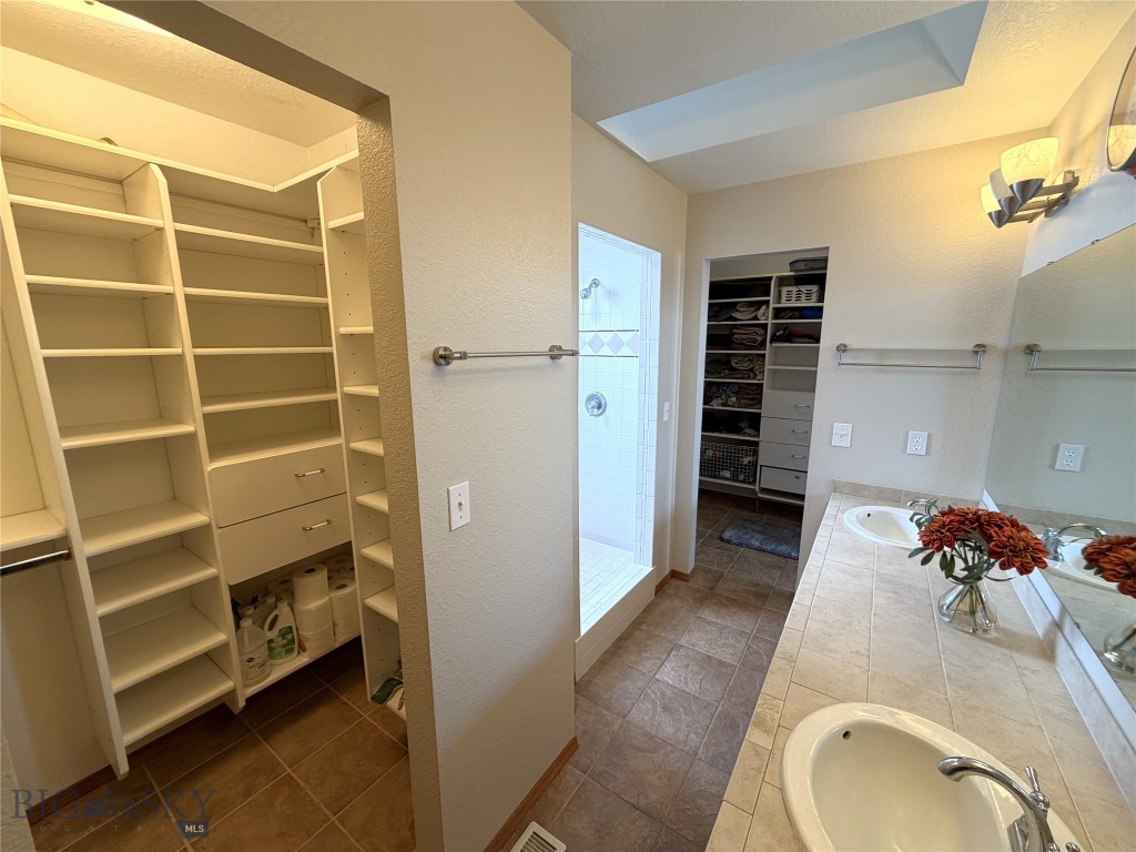 Middle Creek Meadows - Residential