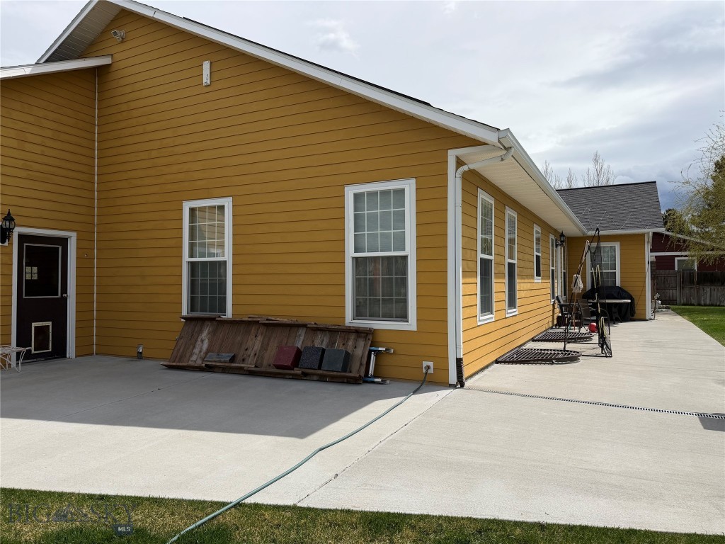 Middle Creek Meadows - Residential