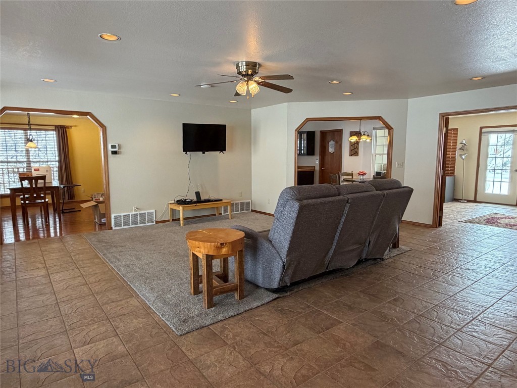 Middle Creek Meadows - Residential