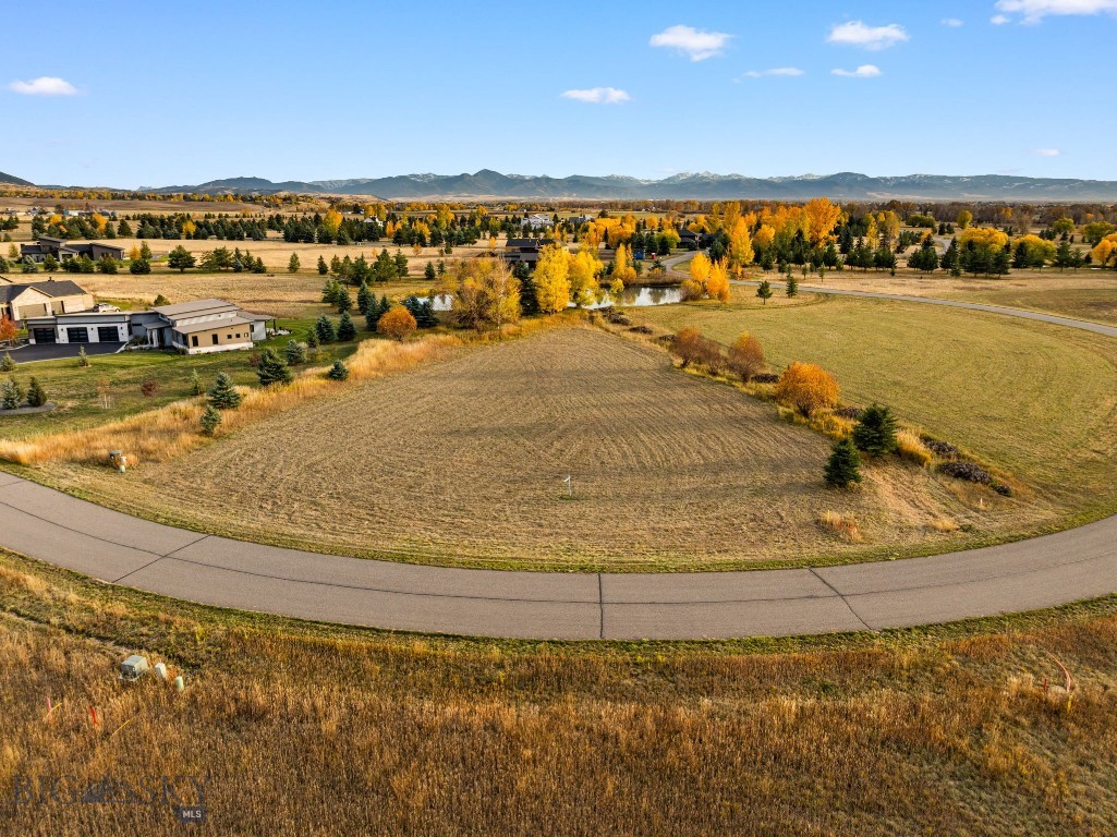 Bridger Lake Meadows - Land
