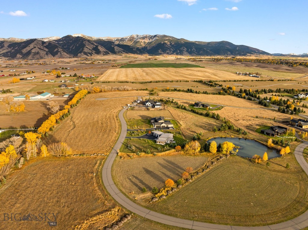 Bridger Lake Meadows - Land