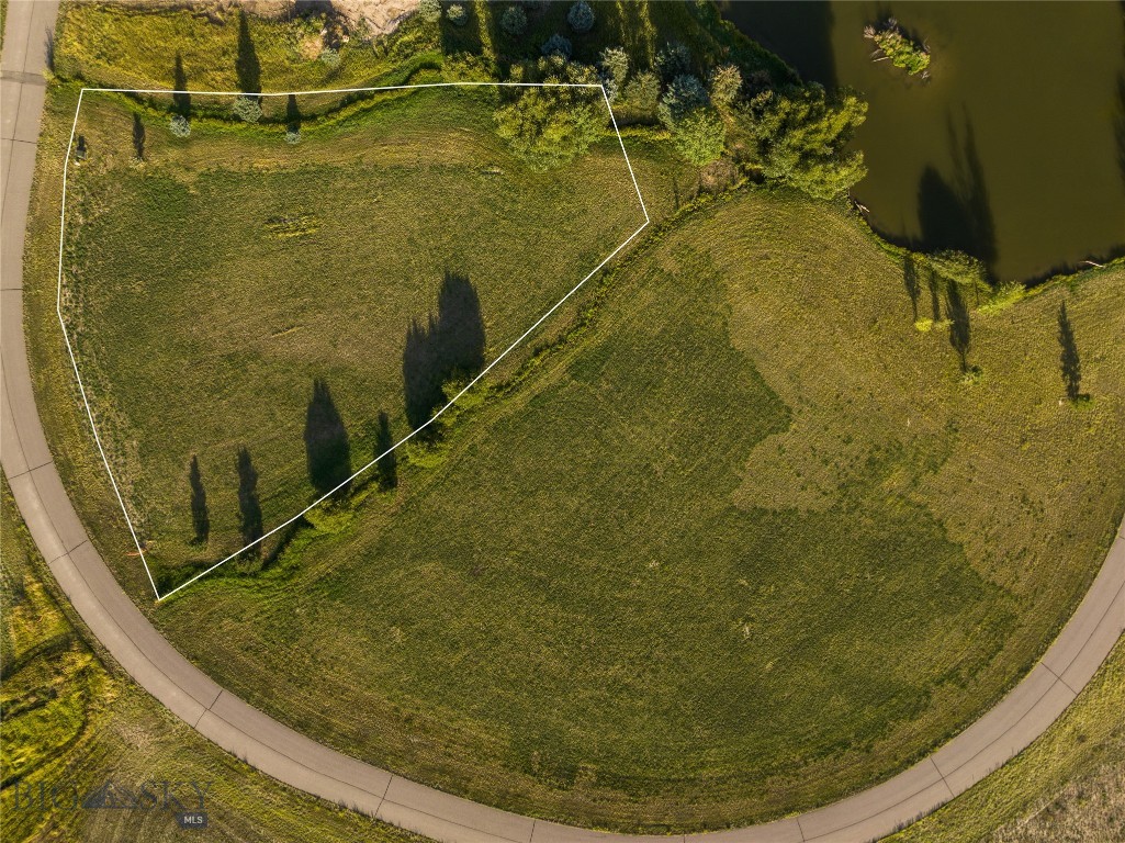 Bridger Lake Meadows - Land