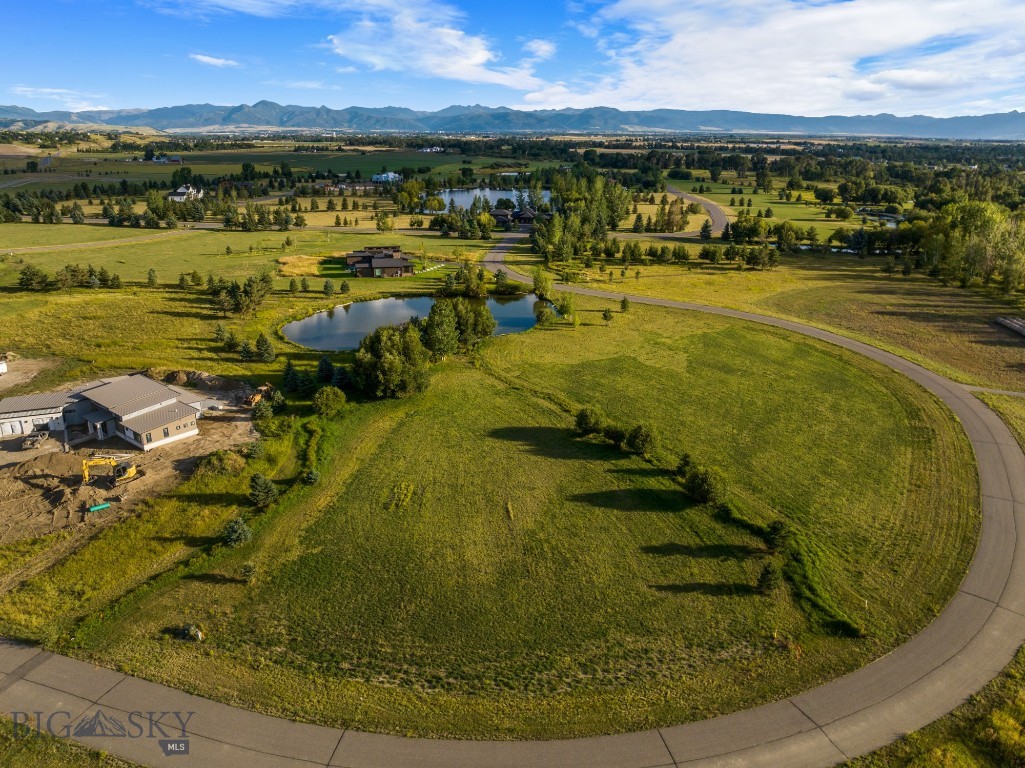 Bridger Lake Meadows - Land