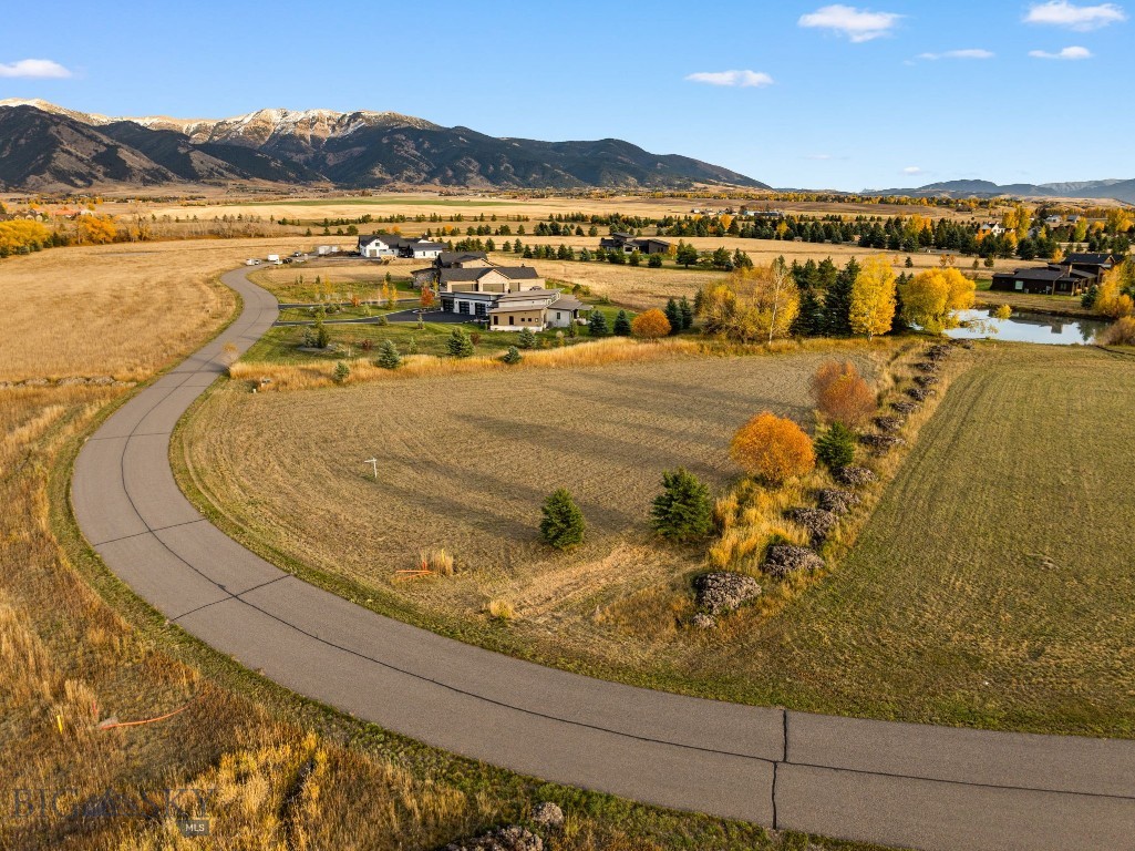 Bridger Lake Meadows - Land