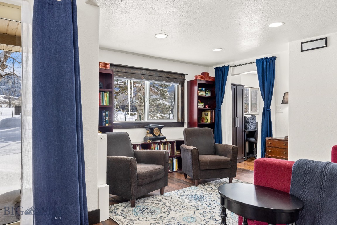 Hidden Valley - Residential