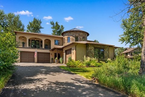 Photo of 101 Milky Way Drive, Bozeman, MT 59718 (MLS # 409668)