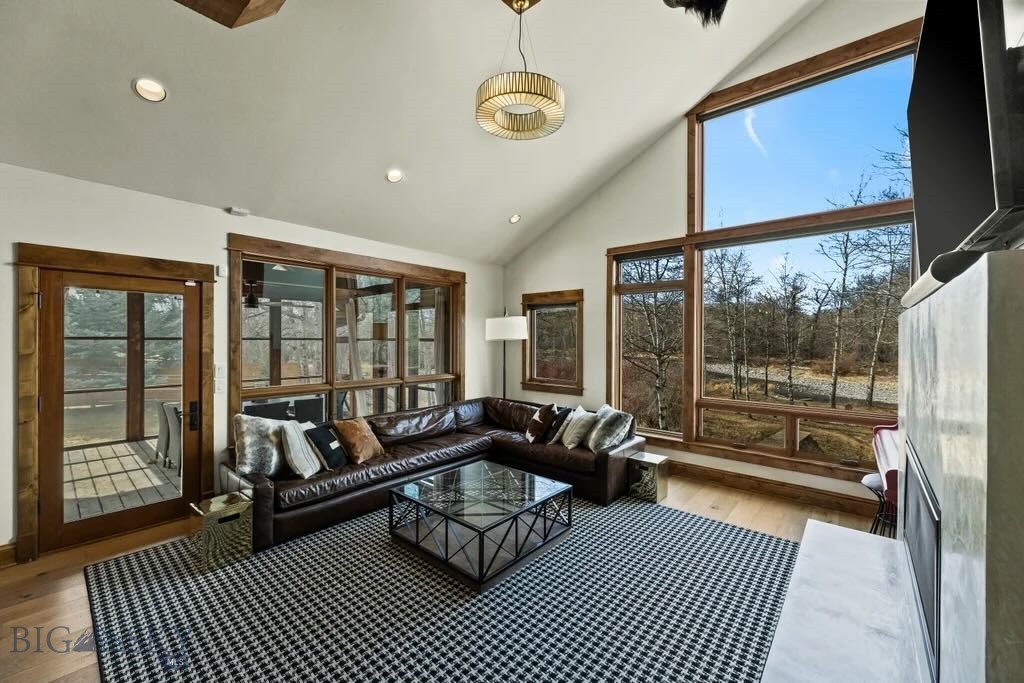 Rainbow - Residential