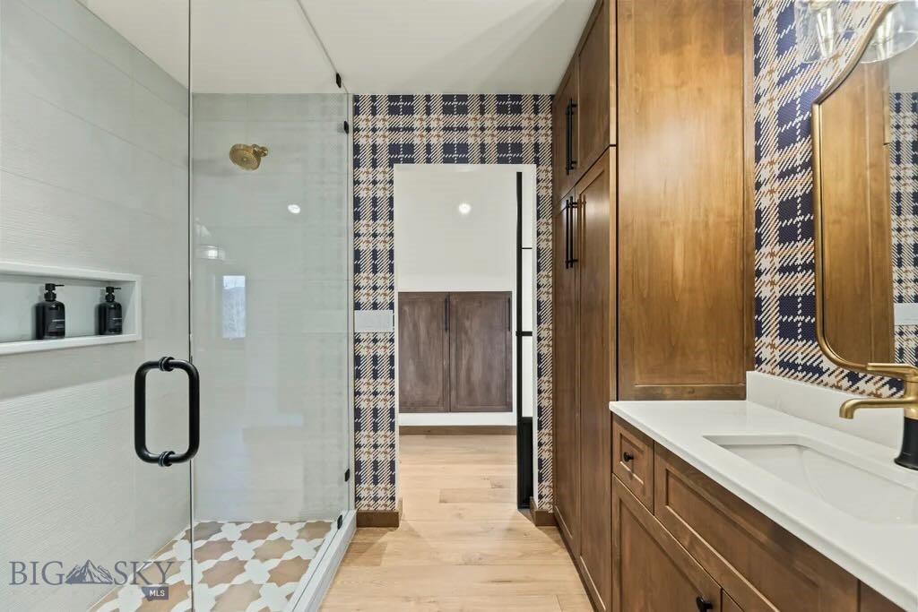 Rainbow - Residential