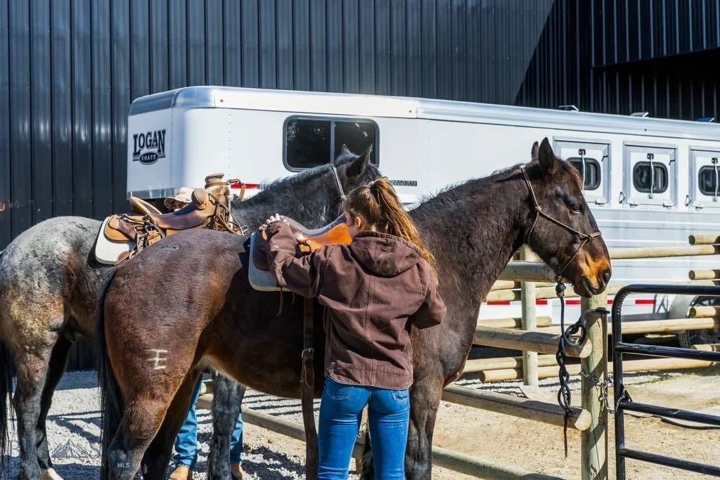 Rainbow - Residential