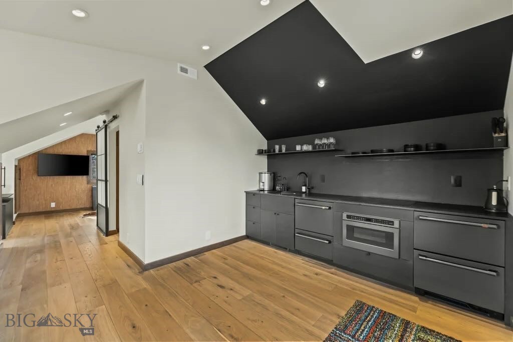 Rainbow - Residential