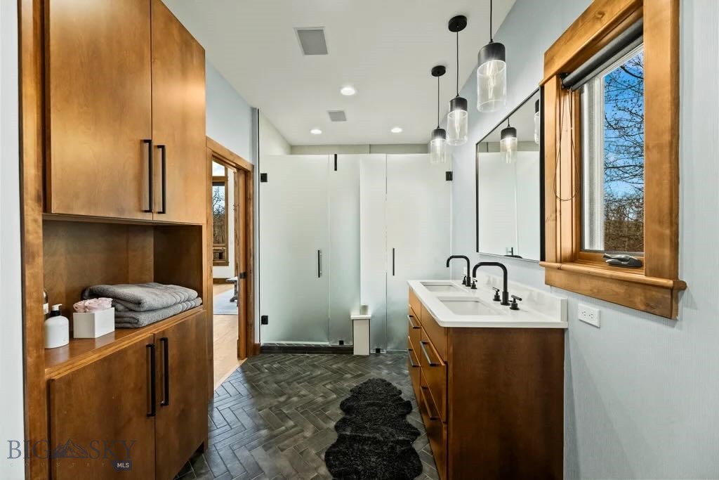 Rainbow - Residential