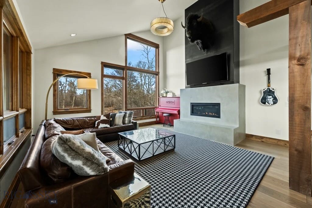 Rainbow - Residential