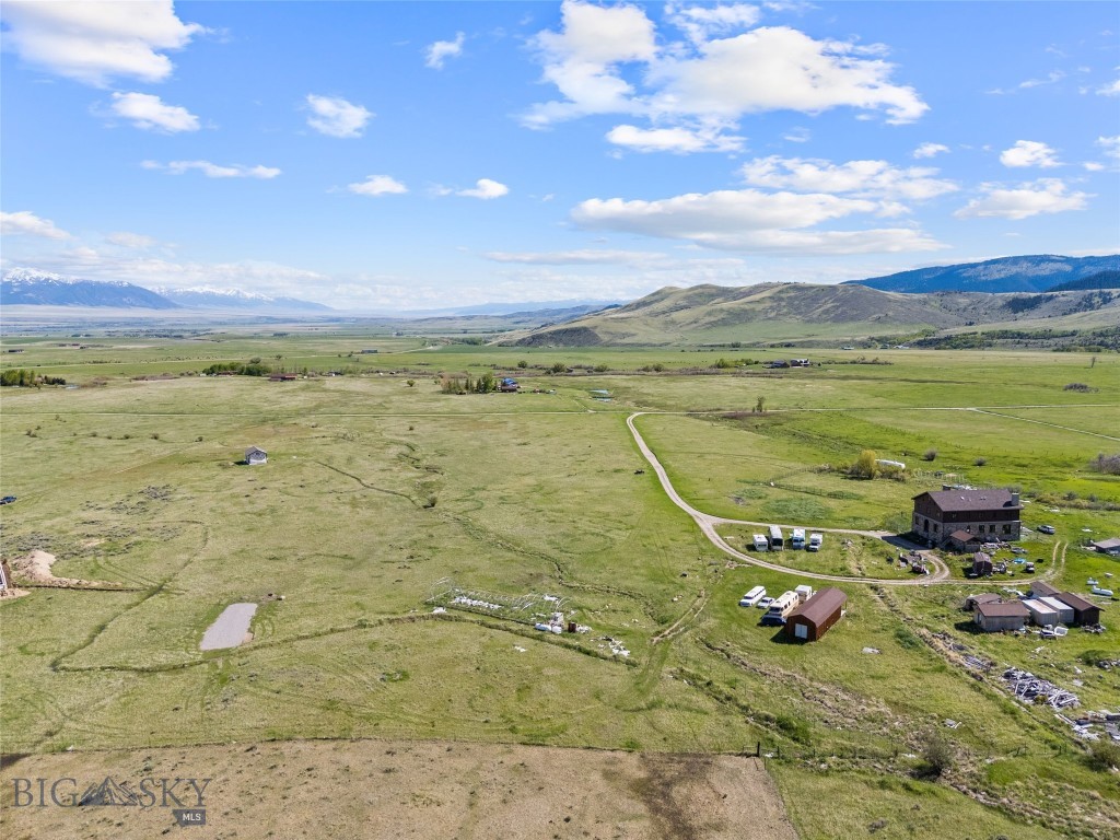 Shining Mountain West - Land