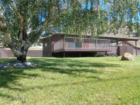 Photo of 314 Washoe Park Road, Anaconda, MT 59711 (MLS # 411261)