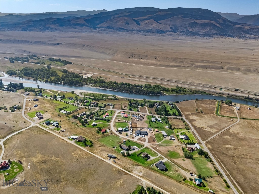 Paradise Valley Estates - Residential