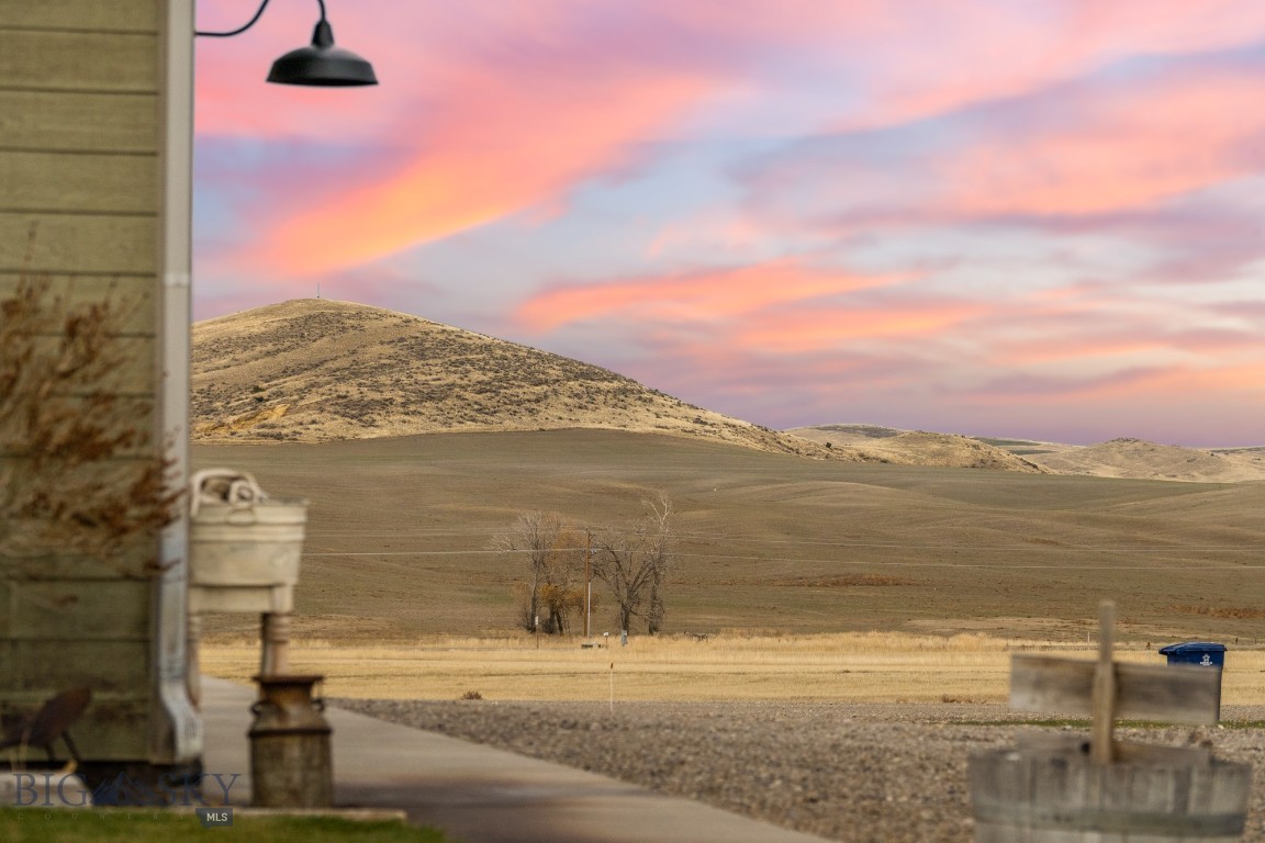 Three Forks, Montana 59752, United States, 3 Bedrooms Bedrooms, ,2 BathroomsBathrooms,Residential,Contingent,12128