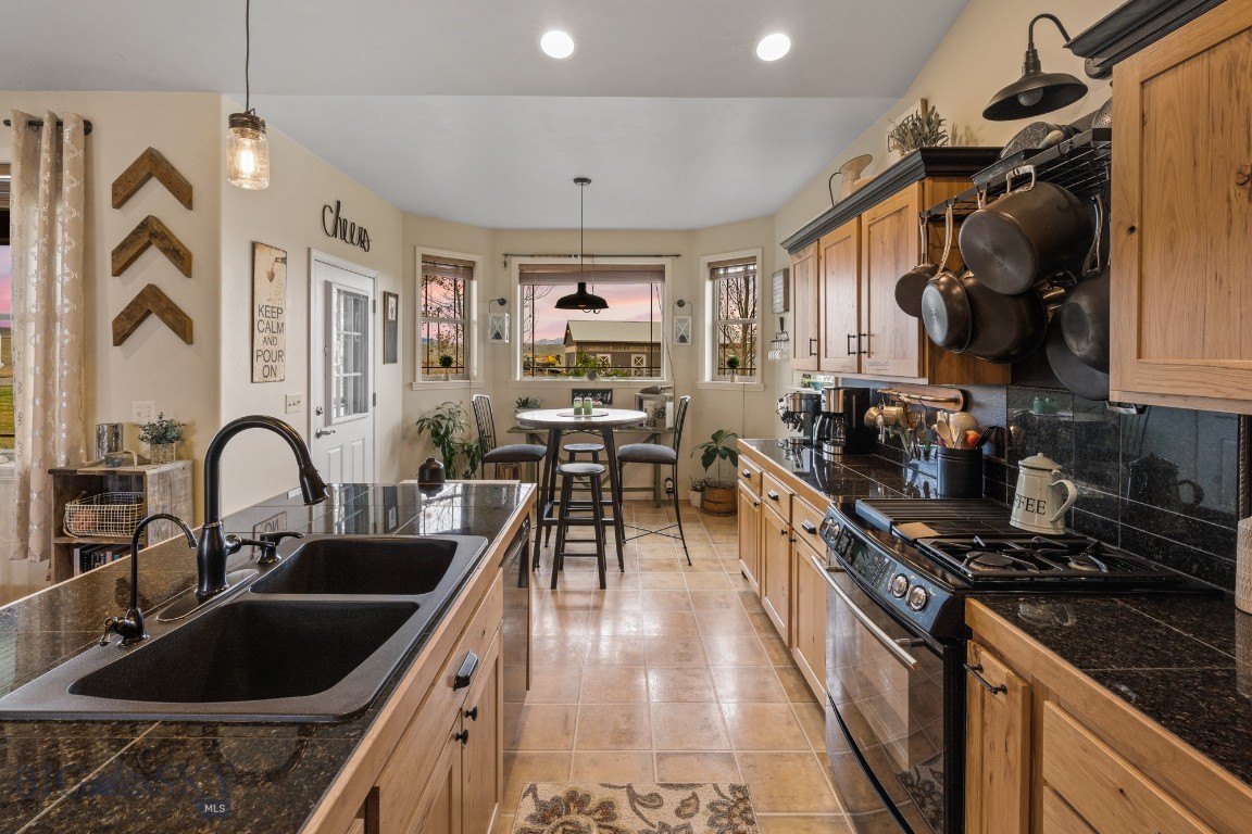 Three Forks, Montana 59752, United States, 3 Bedrooms Bedrooms, ,2 BathroomsBathrooms,Residential,Contingent,12128