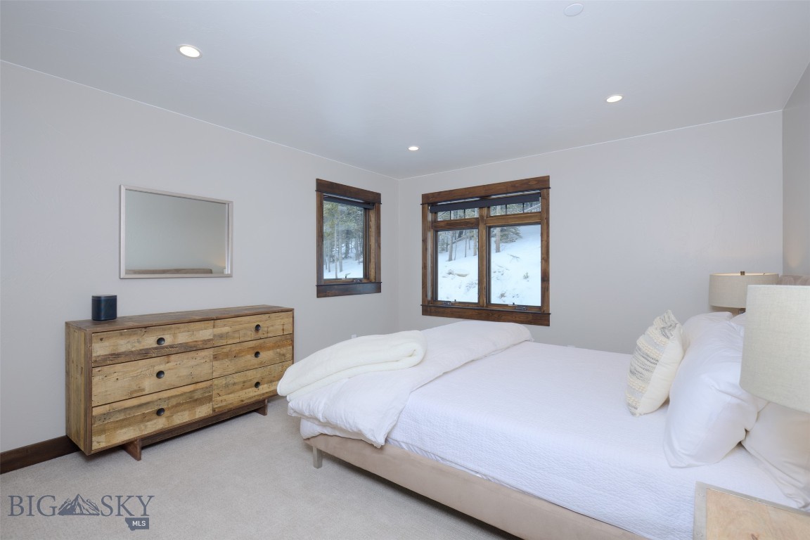 Alpenglow Condo - Residential