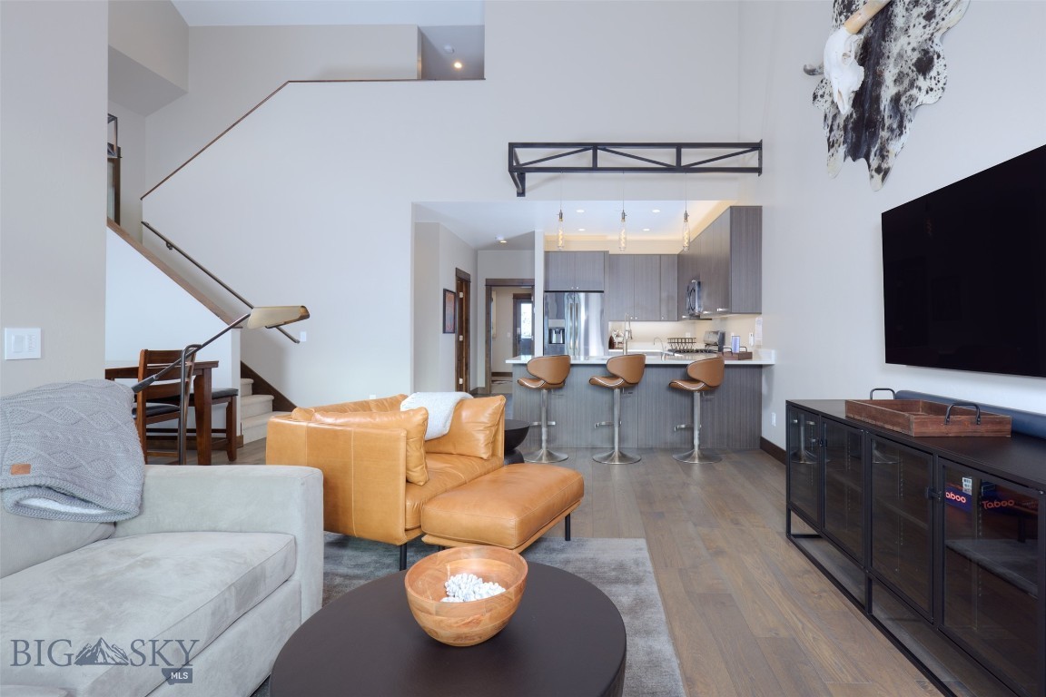 Alpenglow Condo - Residential