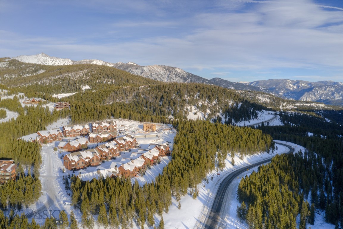 Alpenglow Condo - Residential