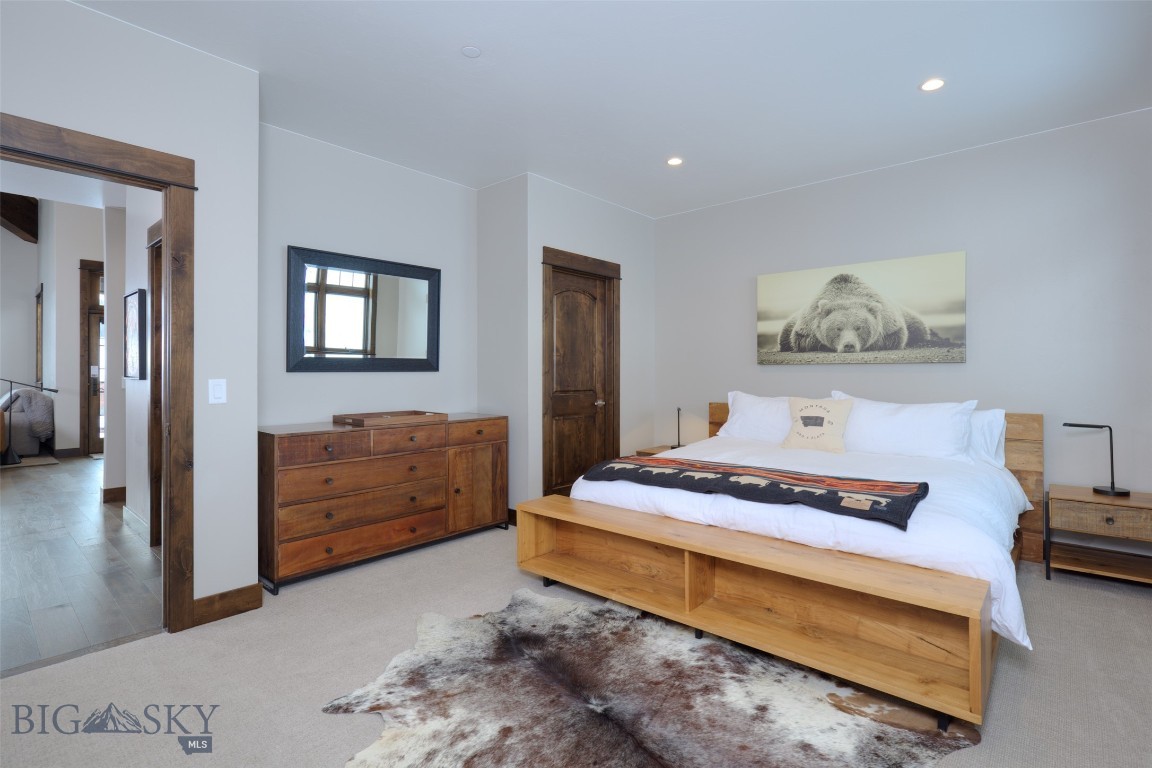 Alpenglow Condo - Residential