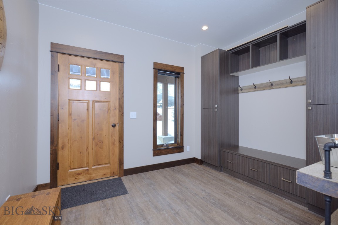 Alpenglow Condo - Residential