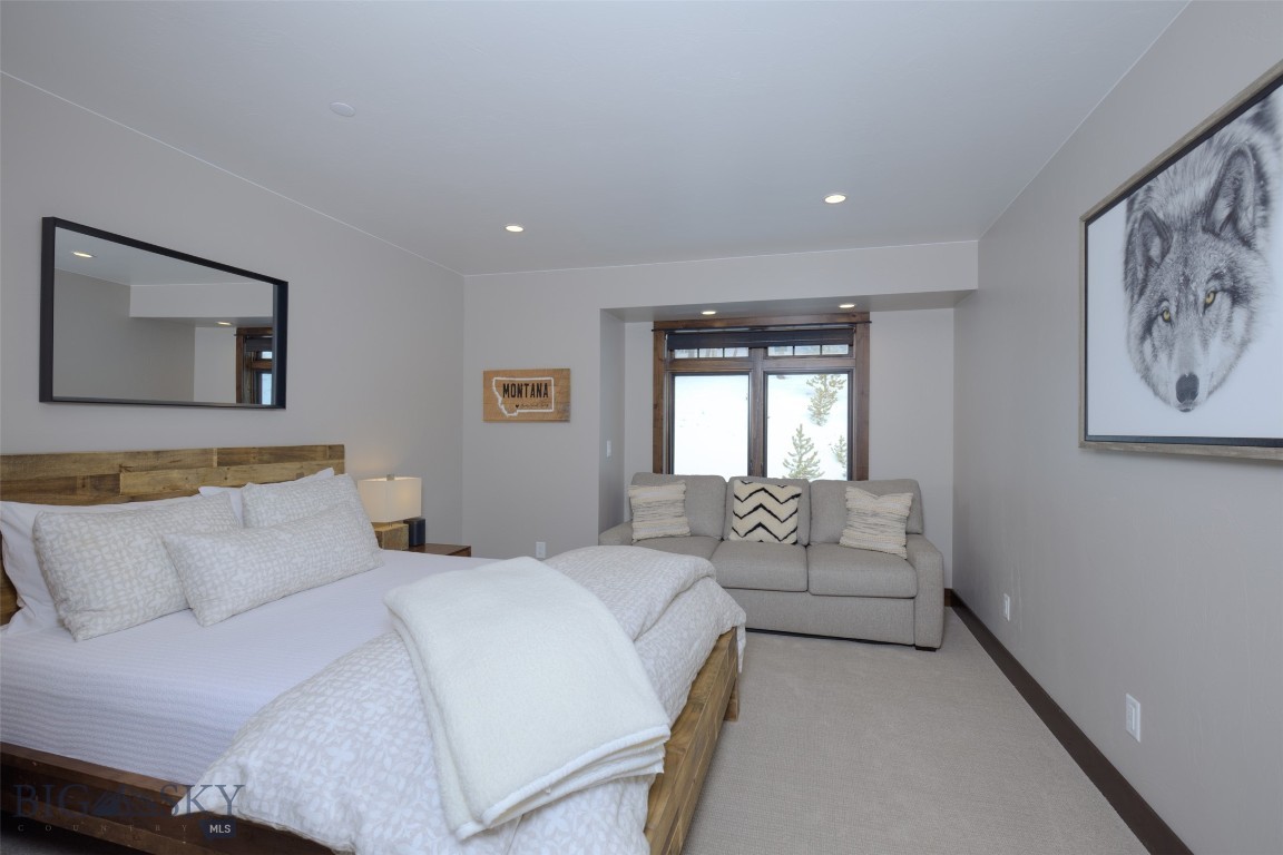 Alpenglow Condo - Residential