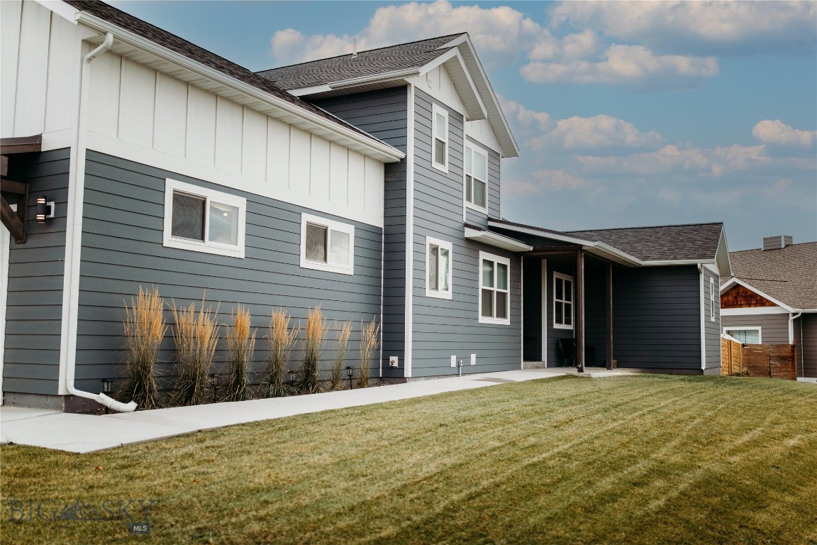 Falcon Hollow - Residential