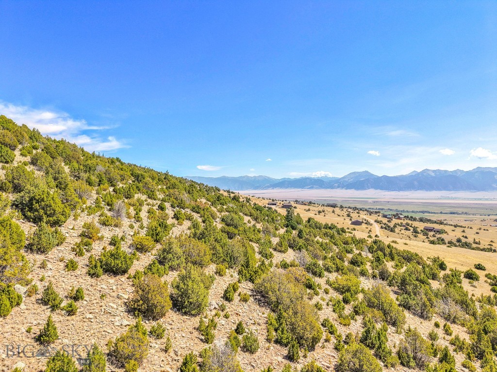 Shining Mountain Unit I - Land