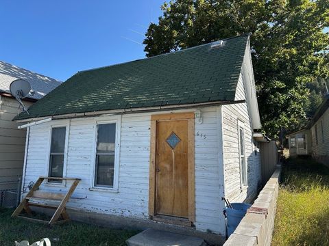Photo of 615 E 8th Street, Anaconda, MT 59711 (MLS # 405957)
