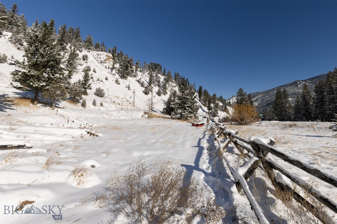 Gallatin Canyon - Land
