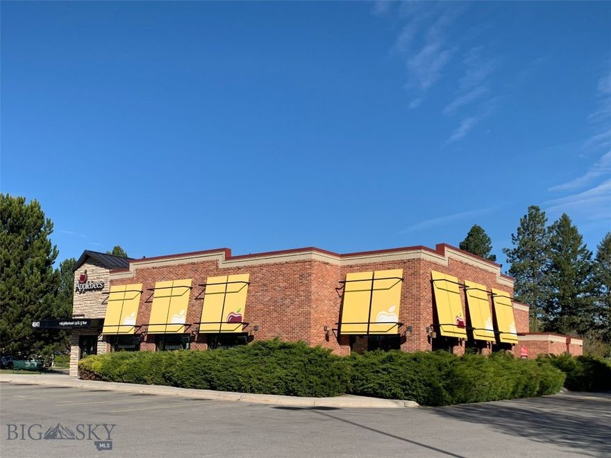 Prime Commercial Property for Sale: Property currently operates an Applebee's at this location. This exceptional commercial property, operating as an Applebee's restaurant, presents a unique investment opportunity in Missoula, Montana. The sale includes the building, land, and a coveted City of Missoula All Beverage License with a Gaming Endorsement. (Applebee’s business is not for sale). Situated in a high-traffic area, this property benefits from excellent visibility and accessibility. It is located in close proximity to the Miller Creek neighborhood, Walmart, Albertson's, South Gate Mall, Cabella's, and a variety of consumer retail businesses. This vibrant commercial hub ensures a steady flow of potential customers, making it an ideal location for a restaurant or other retail ventures.  
High Traffic Volume: The property experiences a daily traffic count of 34,381, offering significant exposure. Strong Demographics: Located near well-established residential and commercial areas, including the Miller Creek neighborhood. Established Area: Surrounded by major retailers and a mix of local businesses, ensuring a constant stream of visitors. The property comes with a valuable liquor license and gaming endorsement, enhancing its revenue potential.