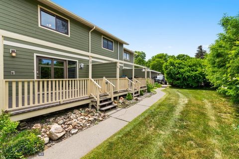 Photo of 118 S 15th Avenue #3, Bozeman, MT 59715 (MLS # 404390)