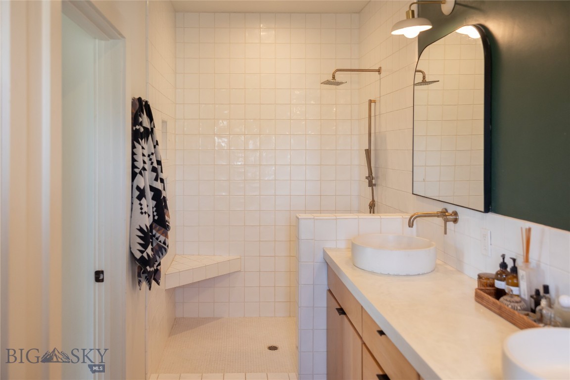 Shining Mountain West - Residential