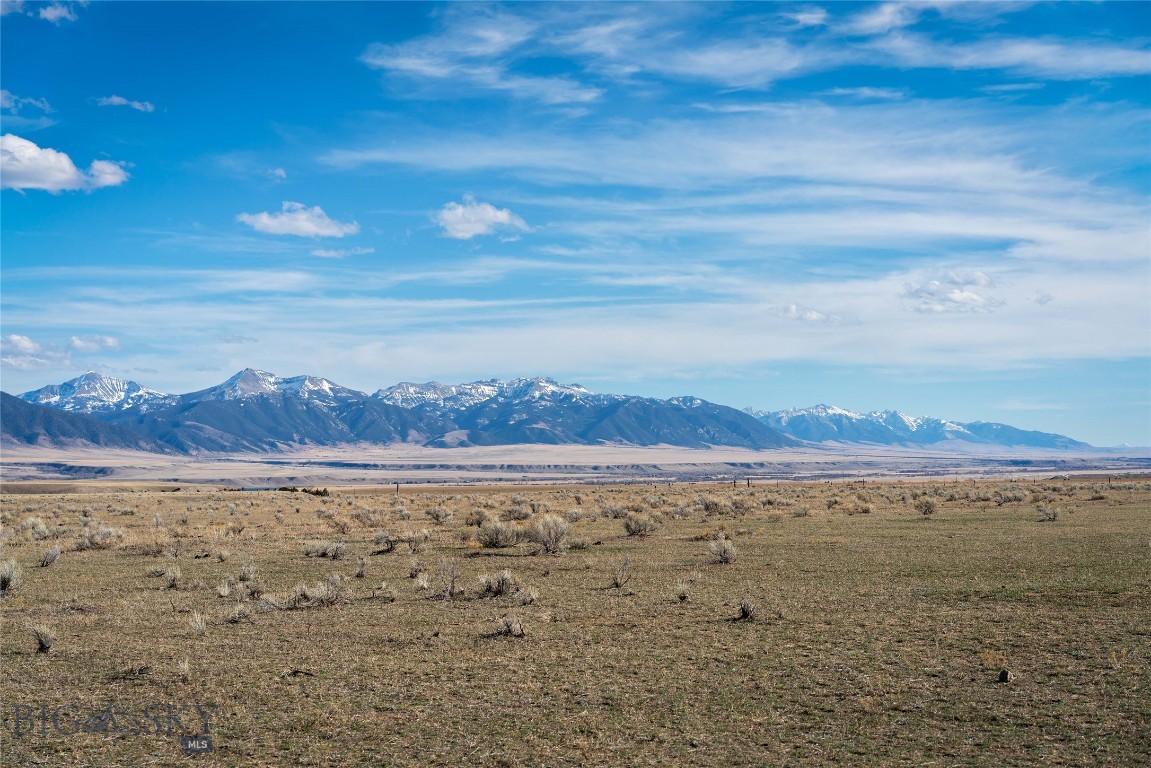 Shining Mountain West - Residential