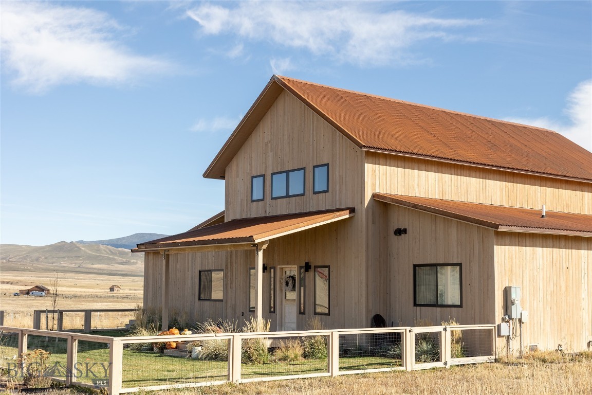 Shining Mountain West - Residential