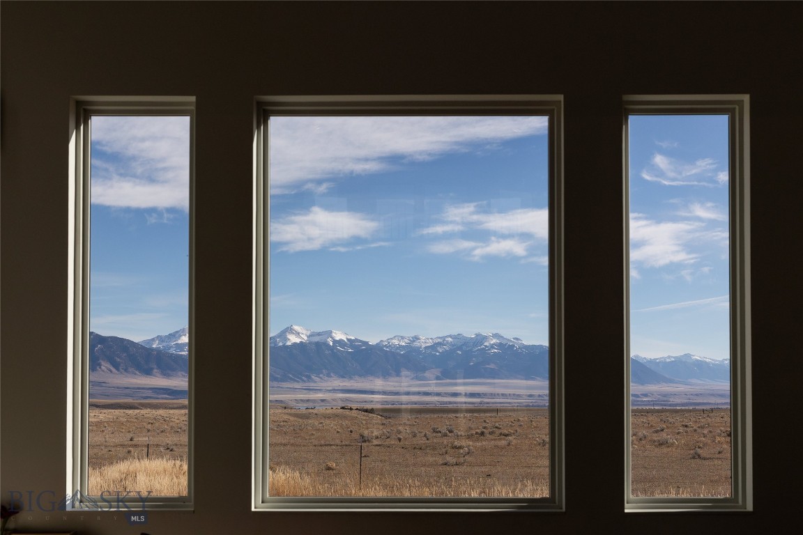 Shining Mountain West - Residential