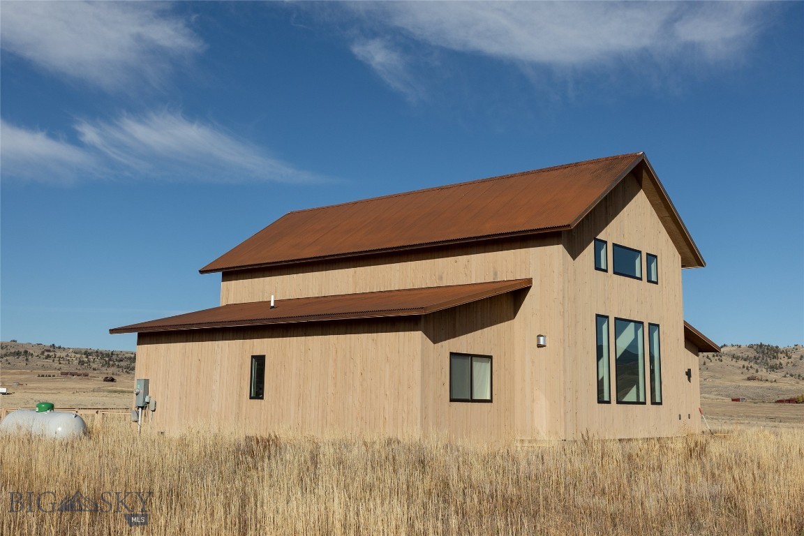 Shining Mountain West - Residential