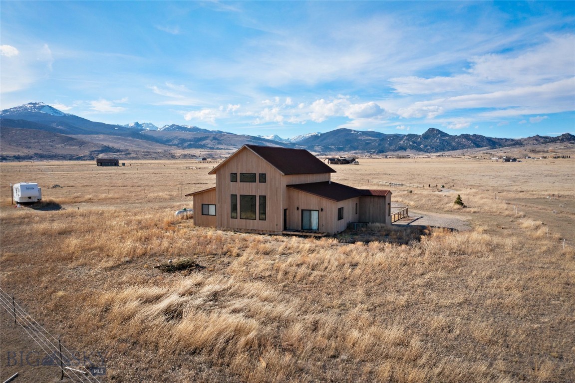 Shining Mountain West - Residential