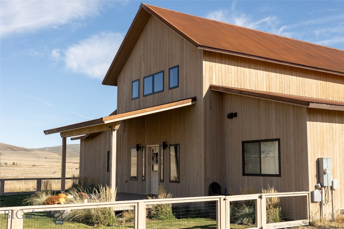 Shining Mountain West - Residential