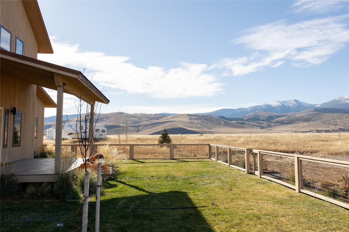 Shining Mountain West - Residential